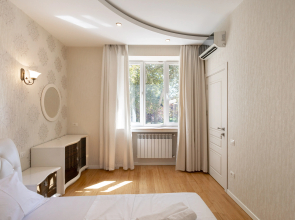 Odnospalnye S Gostinoy Komnatoy Na Torgovoy Ulitse A3 Apartments
