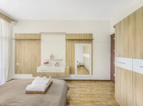 Апартаменты on Aram Street 4/3-19