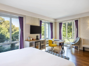Отель Mercure Tbilisi Old Town