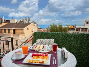 Albinas Hotel Old City