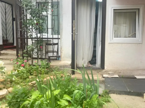 Апартаменты У Колоннады