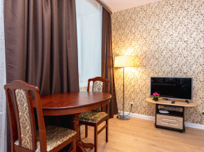 Апартаменты Яр-сутки на Октября 23