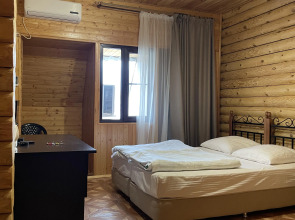 Гостевой Дом Абхазская Усадьба