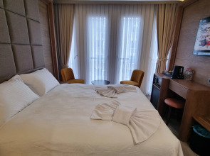 Отель RIJJI Hotel Istanbul Old City