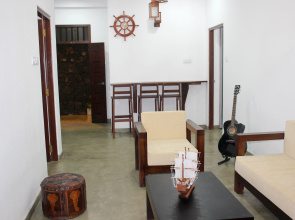 Ceylonray Travels & Holidays Apartments