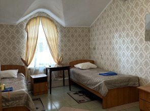 Отель Лотос