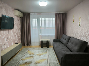 V Tsentre Goroda Liski Flat