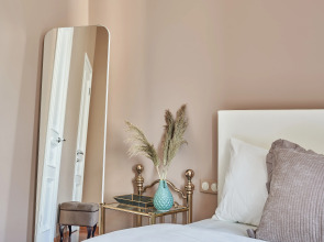 Апартаменты в Доходном доме на Патриарших прудах