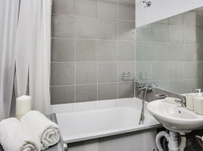 Апартаменты Уютные Natali у метро Нагорная напротив парка