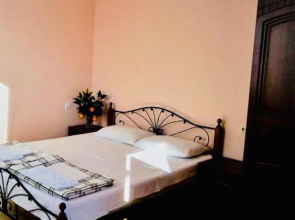 Отель Анна Сария