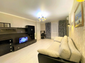 Апартаменты МЕГАПОЛИС пр. Революции 9-А-115