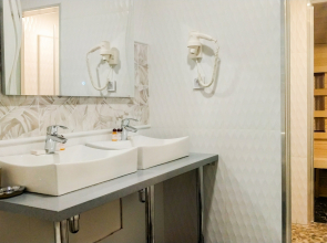 Отель Гелиос