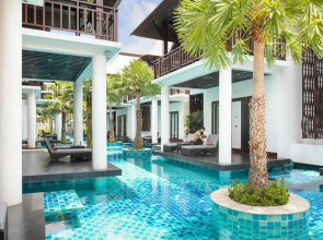 Отель Z Through by The Zign