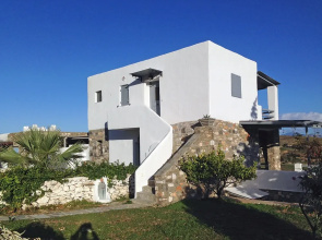Traditional Houses Villa