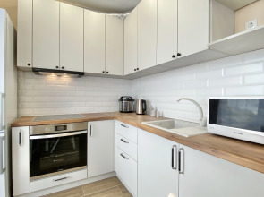 Апартаменты Альфа Амбровая