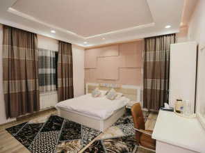 Romish Hotel