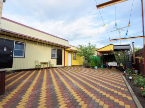 Yuliya Guest house
