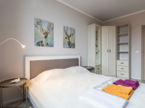 Апартаменты Павлин в парке Юность