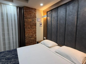 Отель Han Suite