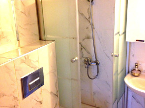 Отель Naz Wooden House Inn