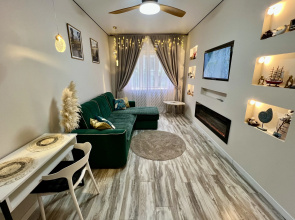 Dizaynerskaya Flat