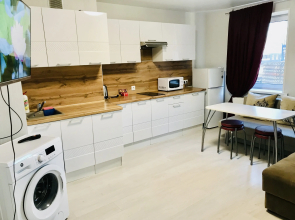 Dlya Bolshoy Kompanii 40 Let Pobedy 69 Flat