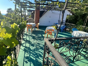 Гостевой дом Валера и Люба