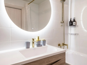 Квартира Имперская Пчела