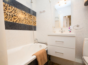 Апартаменты на Бажова 68