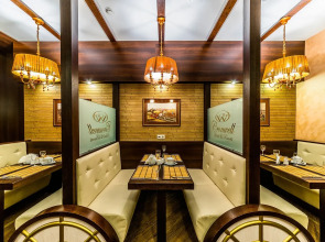 Отель Cronwell Inn Стремянная