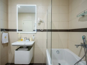 Rockmond 58 Junior Suite 7