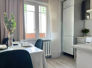 Квартира на Рихарда Зорге 42