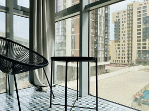 Апартаменты UzorApart Дизайнерская квартира на набережной, один шаг до моря