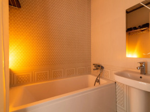 Апартаменты в центре с видом на город