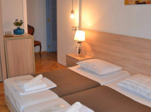 Отель Piccolo Casa Bella