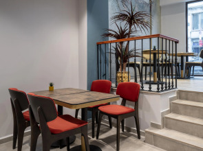 Smart and Simple Hotel Karakoy