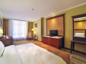 Отель Shera Inn