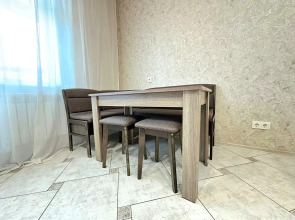 Квартира Двухкомнатная с балконом на Притомском