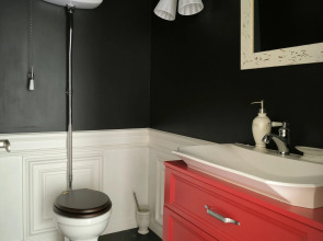 Квартира Комфортная с Просторной Гостиной, Спальней, Детской, Кабинетом и Двумя Санузлами