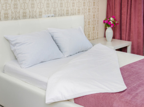 25 Etazhej Capella Apartments