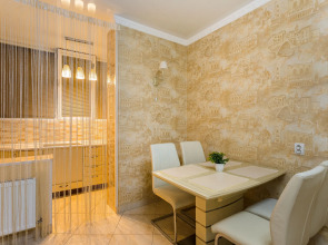 Апартаменты Евро 3х комнатные апартаменты с видом на парк Галицкого