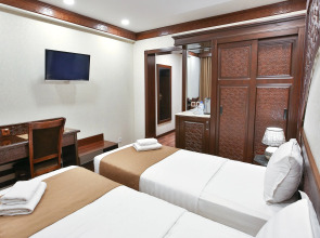 Отель Orient Star Varahsha