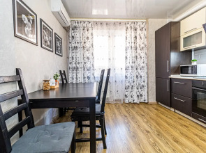 Квартира Двухкомнатная недалеко от парка Галицкого