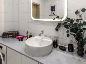 Апартаменты двухкомнатные LUX с видом на ДОН №10