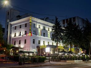 Отель Imperial Palace