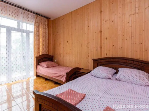 Mari Guest house