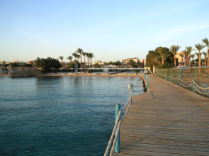 Minamark Beach Resort & Spa