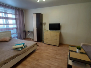 Апартаменты Уютная Квартира на Ново Вокзальной