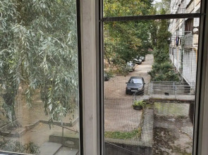 Квартира Двухкомнатная квартира в районе рынка