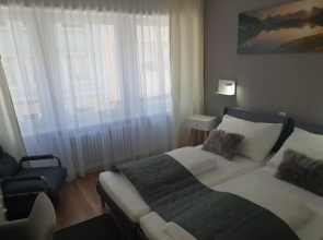 Elite Garni Hotel
